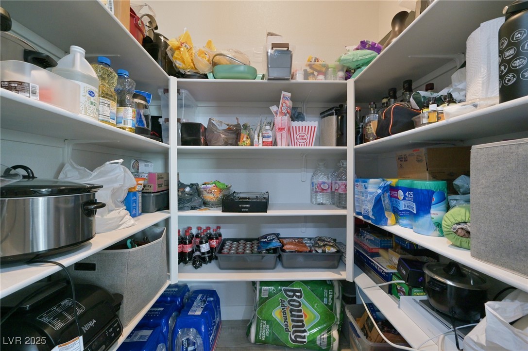 856 Klamath Springs Street