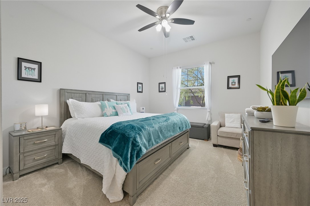 856 Klamath Springs Street