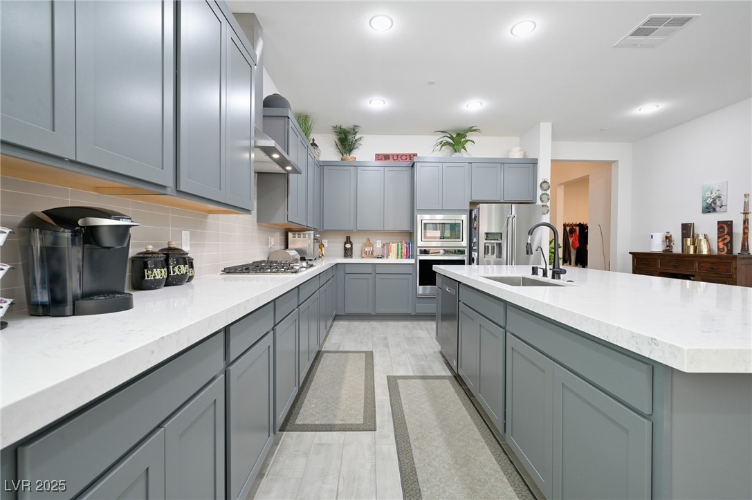 856 Klamath Springs Street