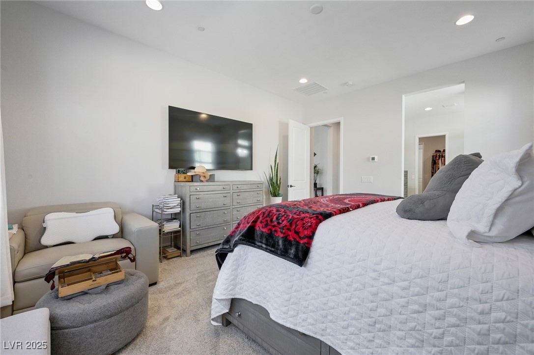 856 Klamath Springs Street