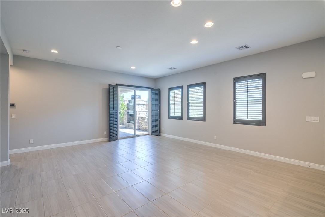 8138 Skye Dragon Street