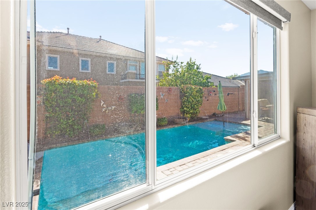 10241 Pine Ridge Peak Avenue