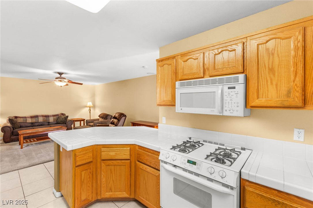 7325 Bindweed Road