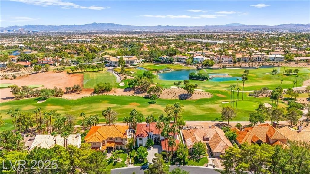 8901 Robinson Ridge Drive