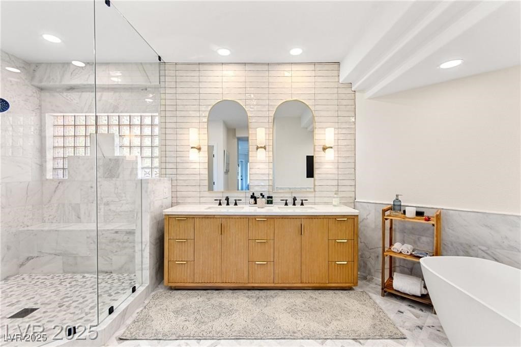 8901 Robinson Ridge Drive