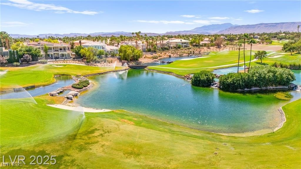 8901 Robinson Ridge Drive