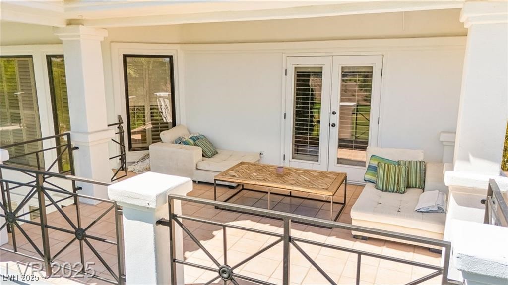 8901 Robinson Ridge Drive