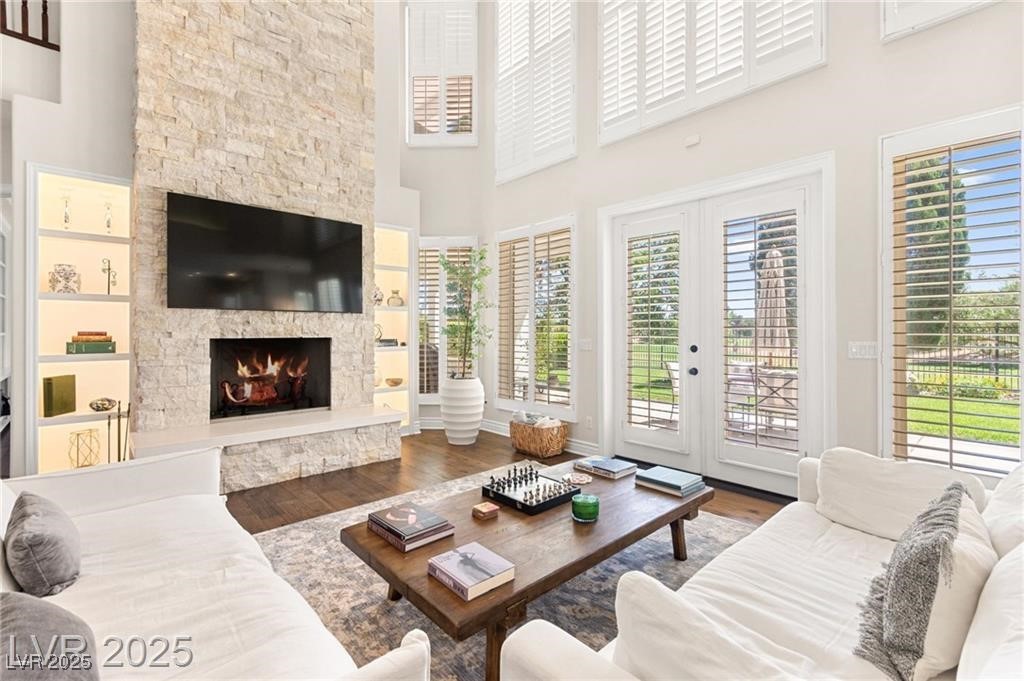 8901 Robinson Ridge Drive