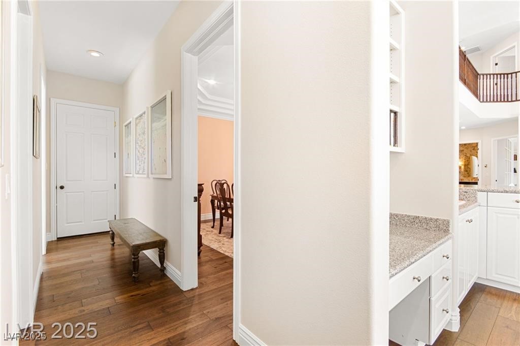 8901 Robinson Ridge Drive