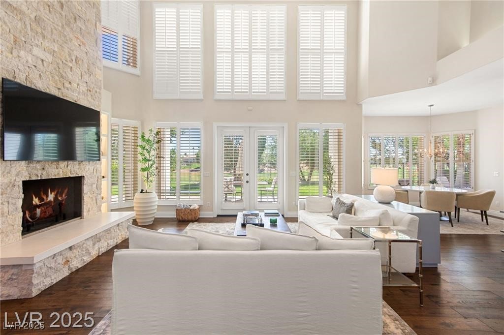 8901 Robinson Ridge Drive