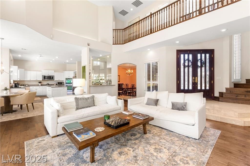 8901 Robinson Ridge Drive