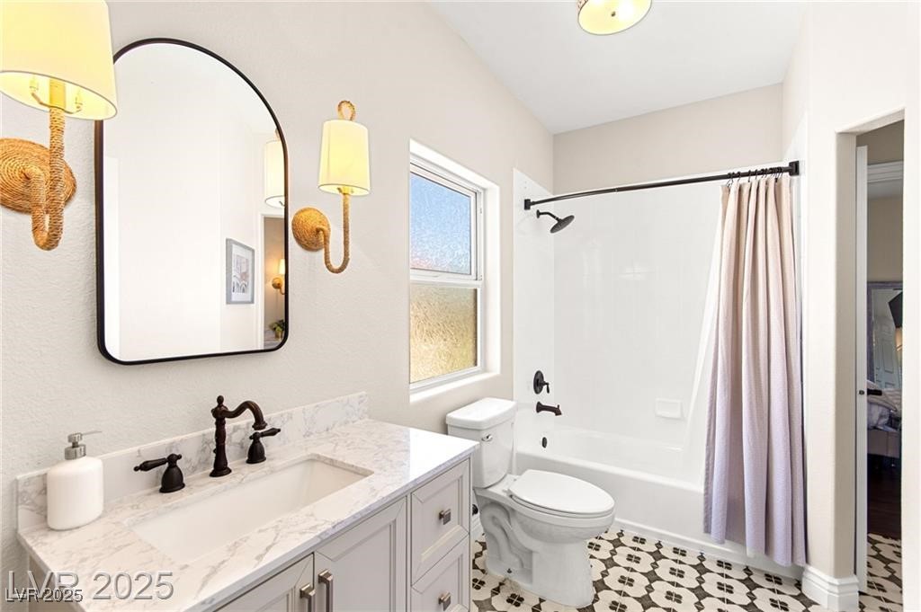 8901 Robinson Ridge Drive