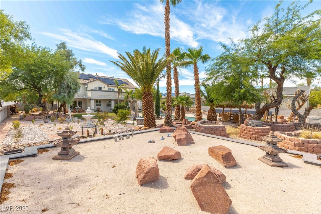 6204 Muirlands Court