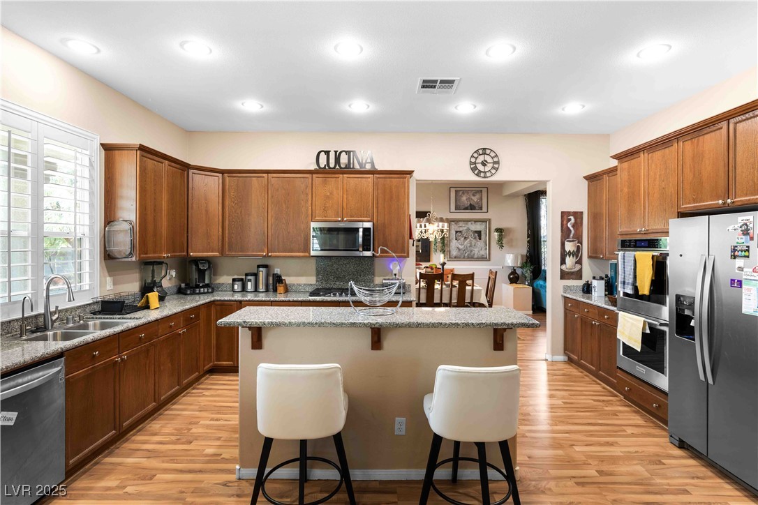 6204 Muirlands Court