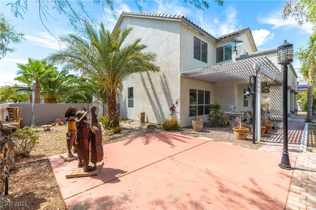 6204 Muirlands Court