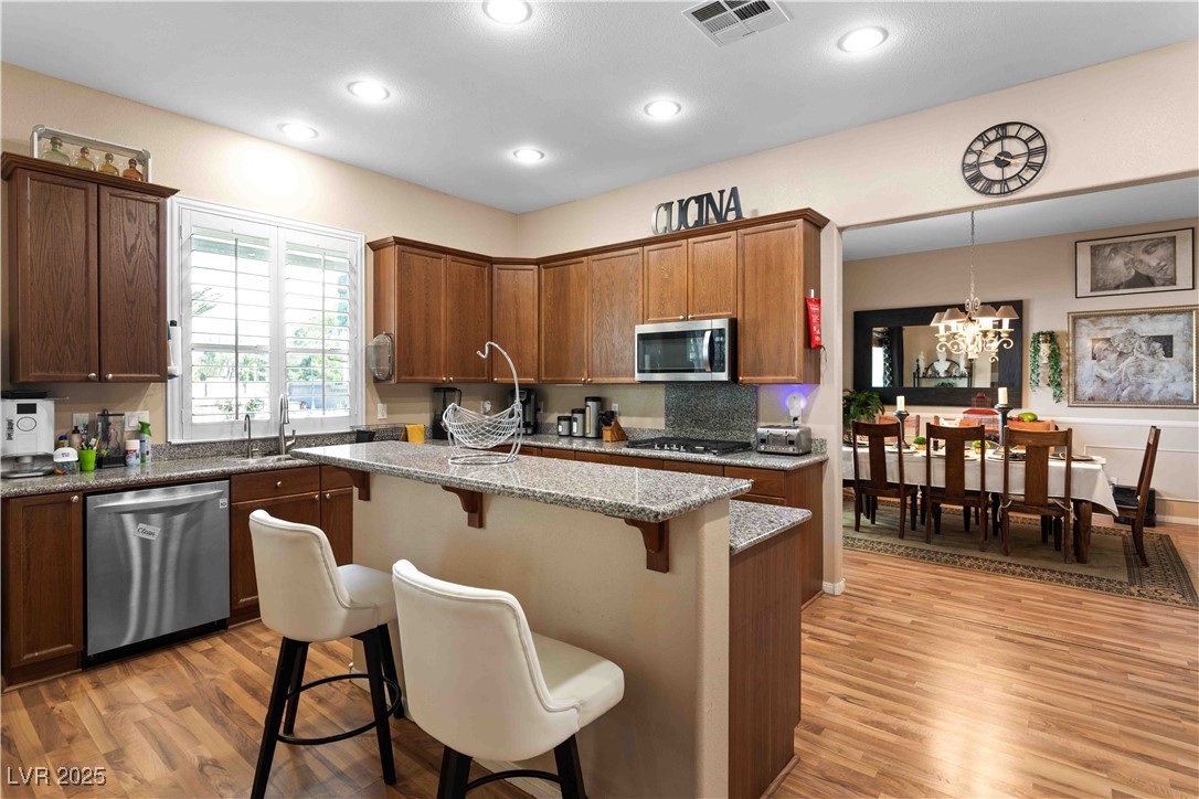 6204 Muirlands Court