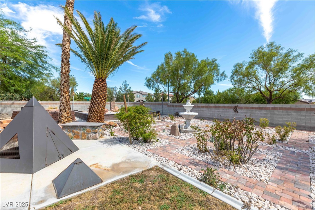 6204 Muirlands Court