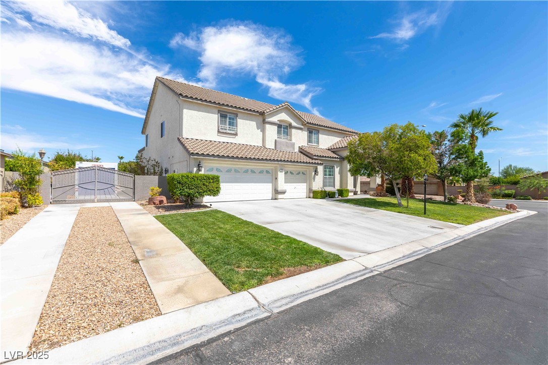 6204 Muirlands Court