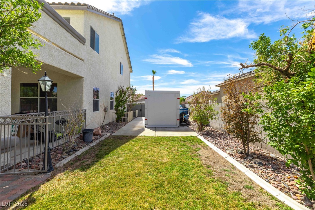 6204 Muirlands Court