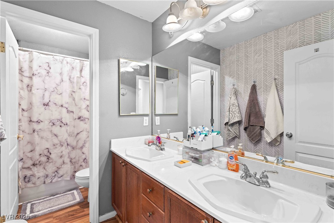 6204 Muirlands Court