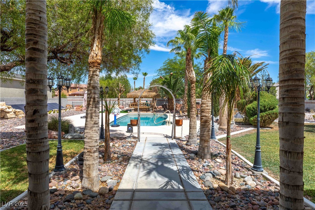 6204 Muirlands Court