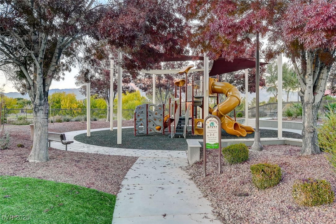 7460 Chaffinch Street