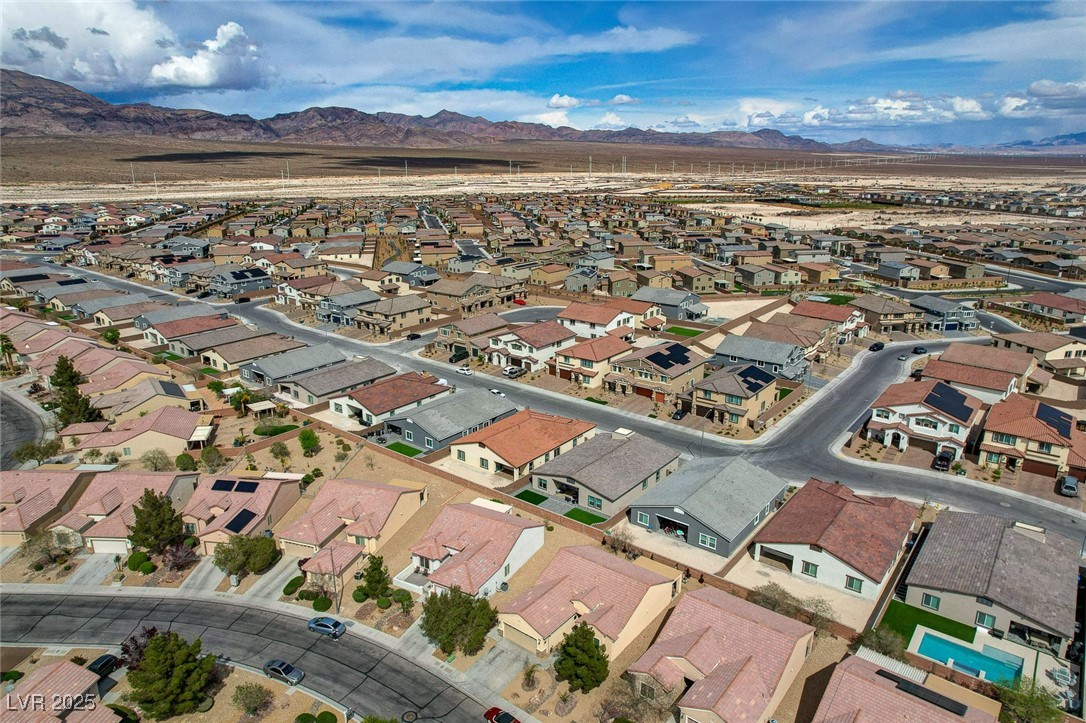 7460 Chaffinch Street