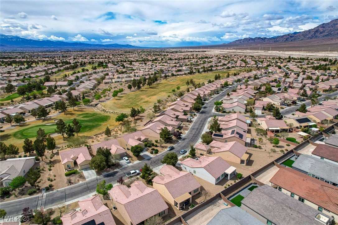 7460 Chaffinch Street