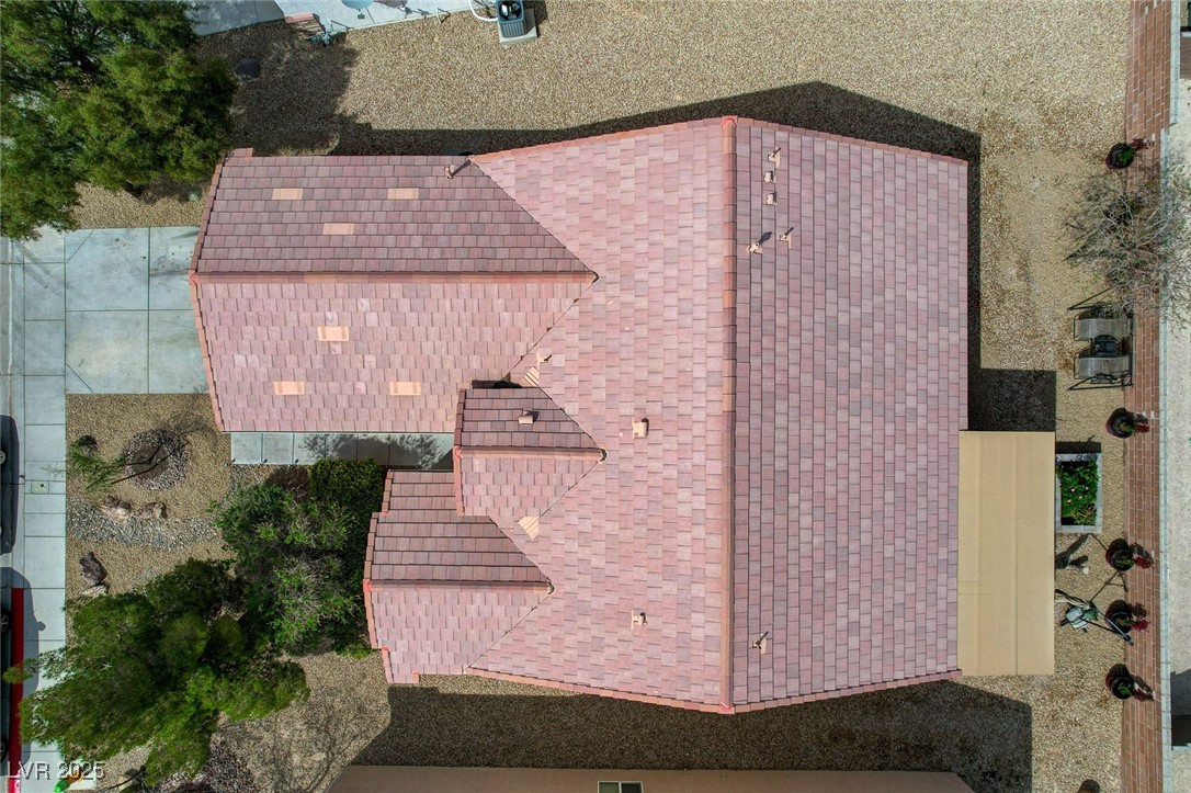 7460 Chaffinch Street