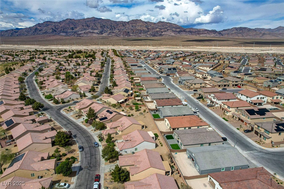 7460 Chaffinch Street