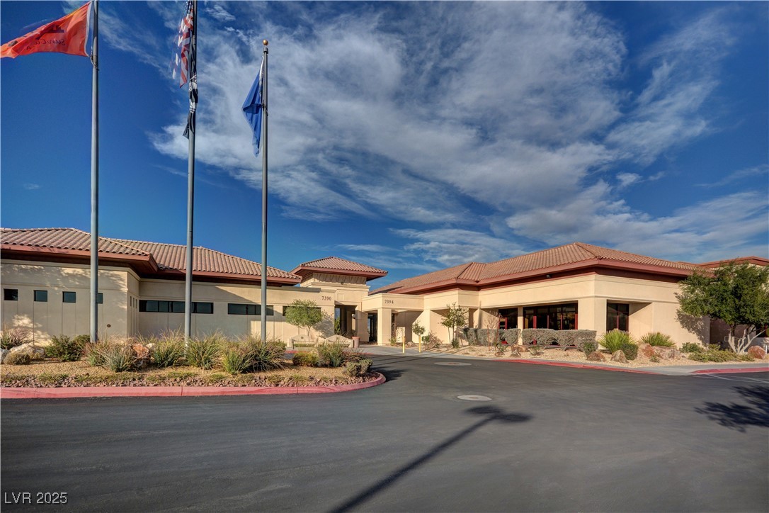 7460 Chaffinch Street