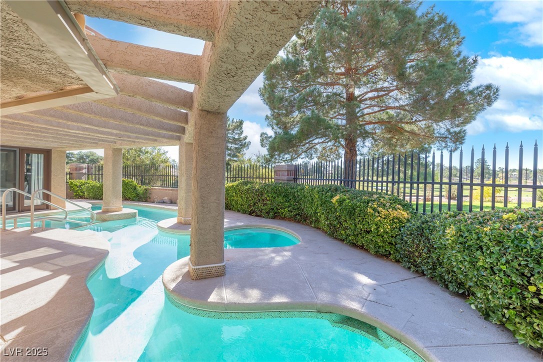 7283 Mission Hills Drive