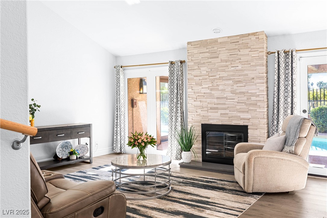 7283 Mission Hills Drive