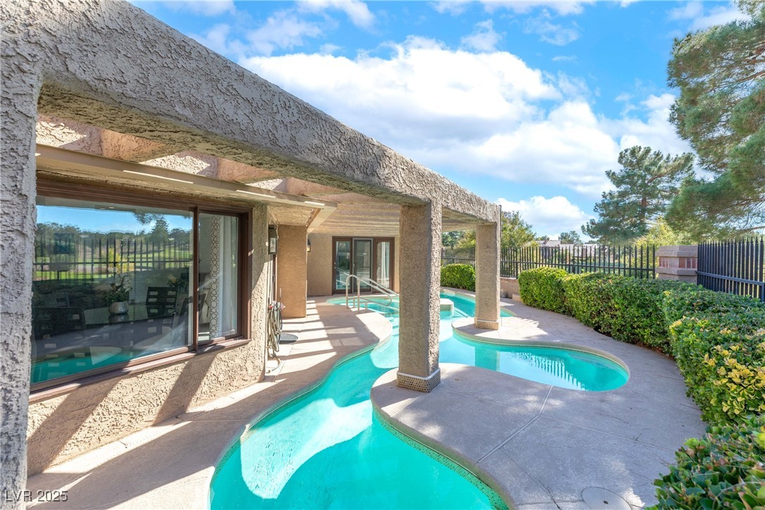 7283 Mission Hills Drive