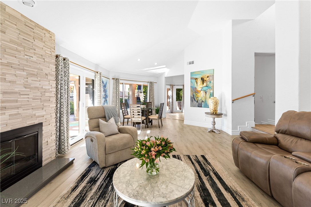 7283 Mission Hills Drive