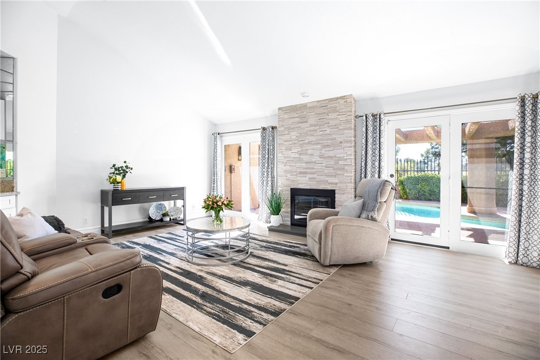 7283 Mission Hills Drive