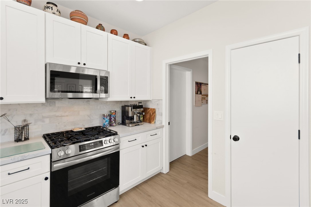 11025 Mission Lakes Avenue