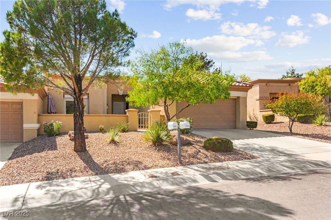 11025 Mission Lakes Avenue