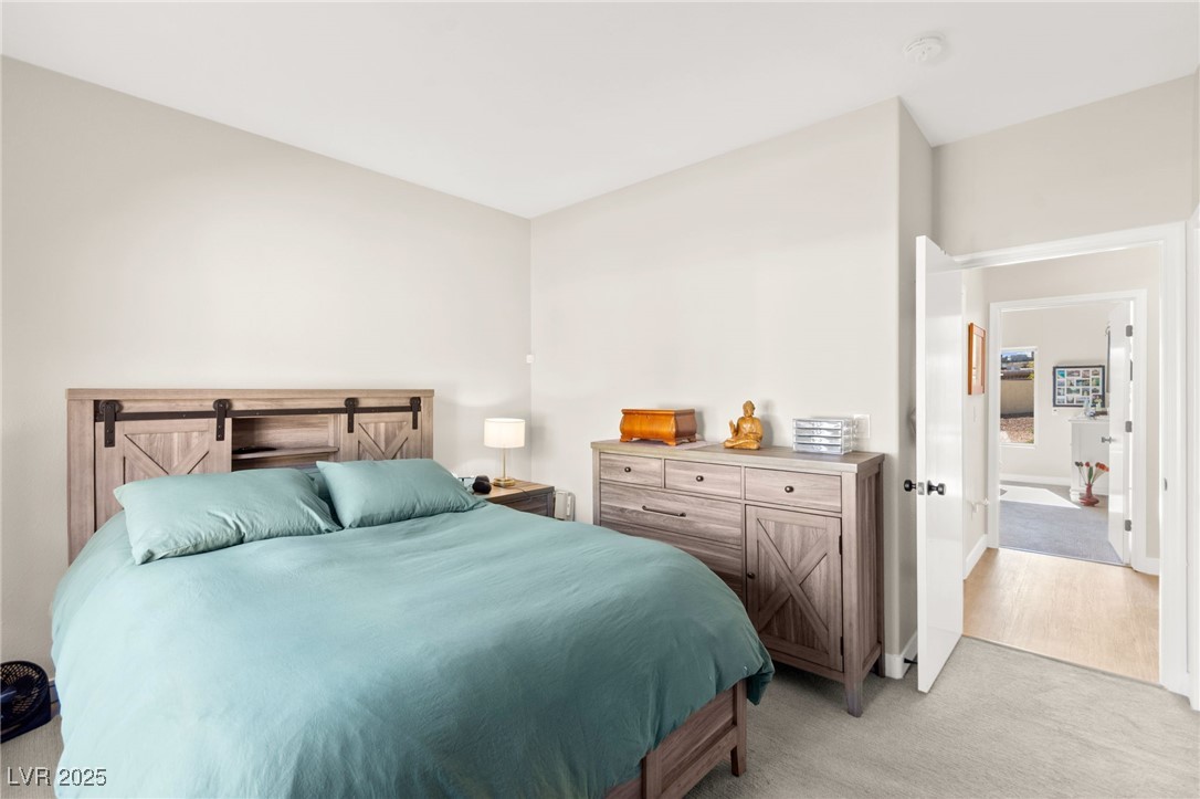 11025 Mission Lakes Avenue