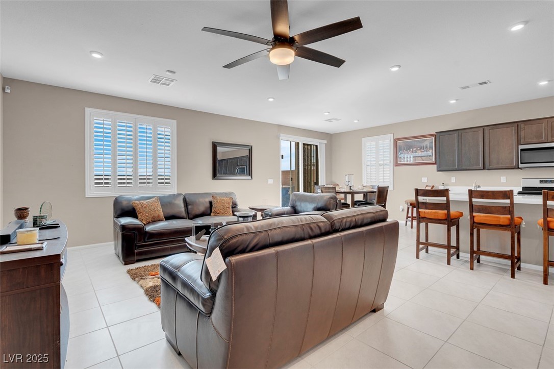 3556 Valley Lily Street