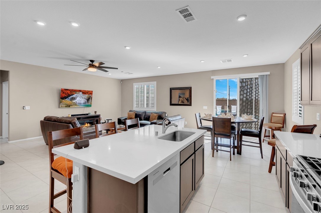 3556 Valley Lily Street