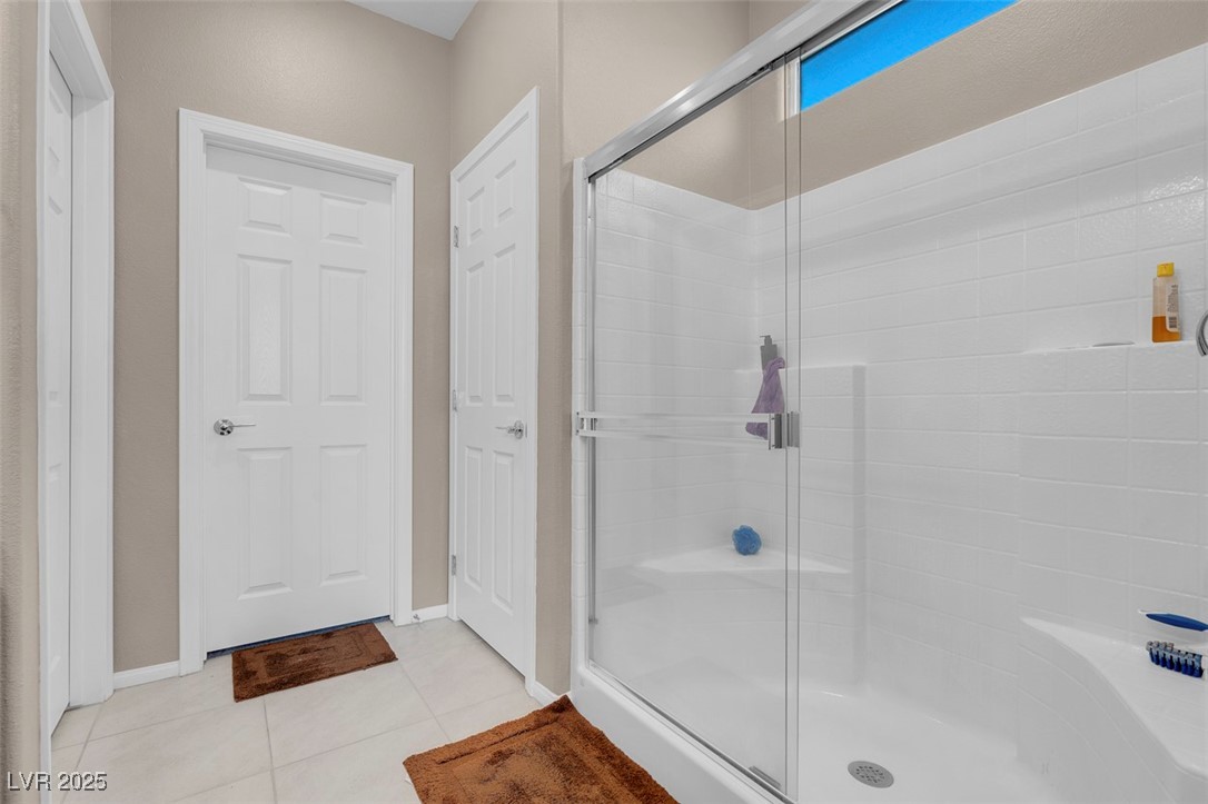 3556 Valley Lily Street