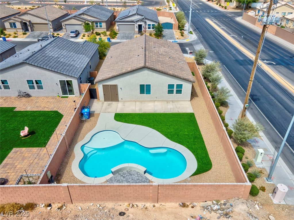 3556 Valley Lily Street