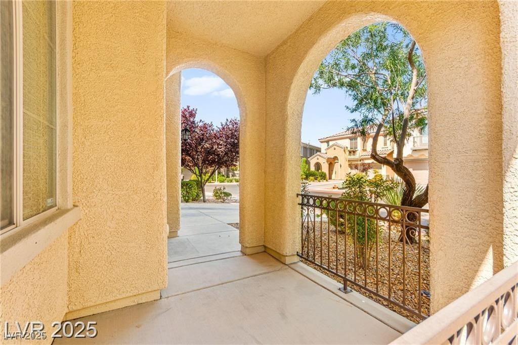 11925 Luna Del Mar Lane