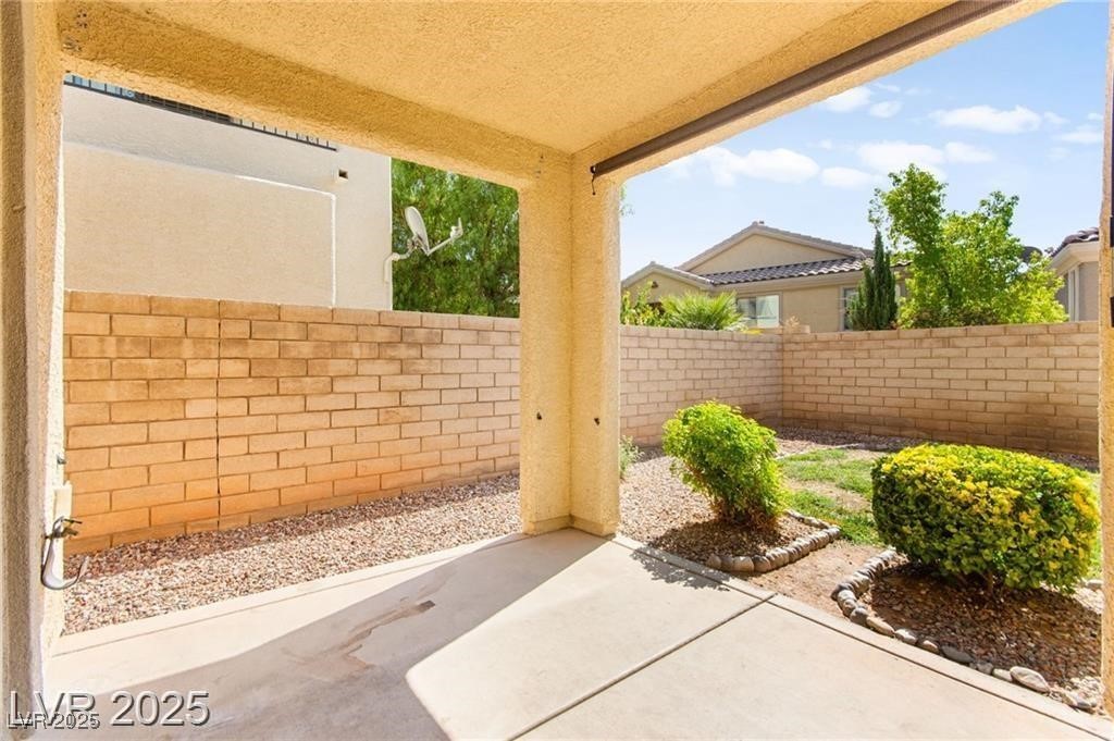 11925 Luna Del Mar Lane