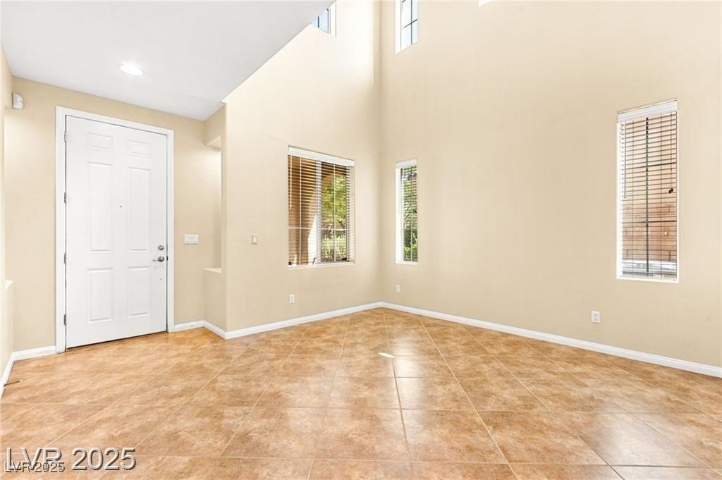 11925 Luna Del Mar Lane