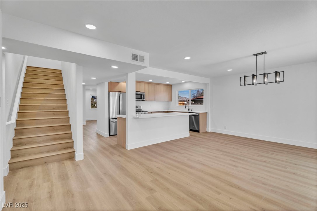 4311 El Campana Way
