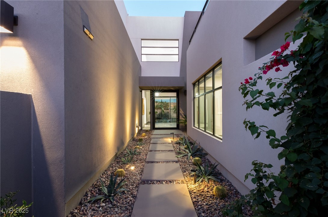 2878 Quartz Canyon Drive