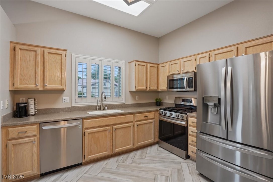 467 Dart Brook Place