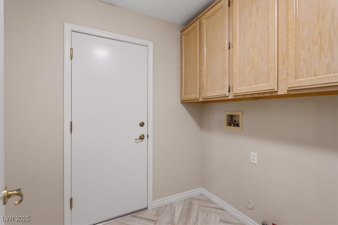 467 Dart Brook Place